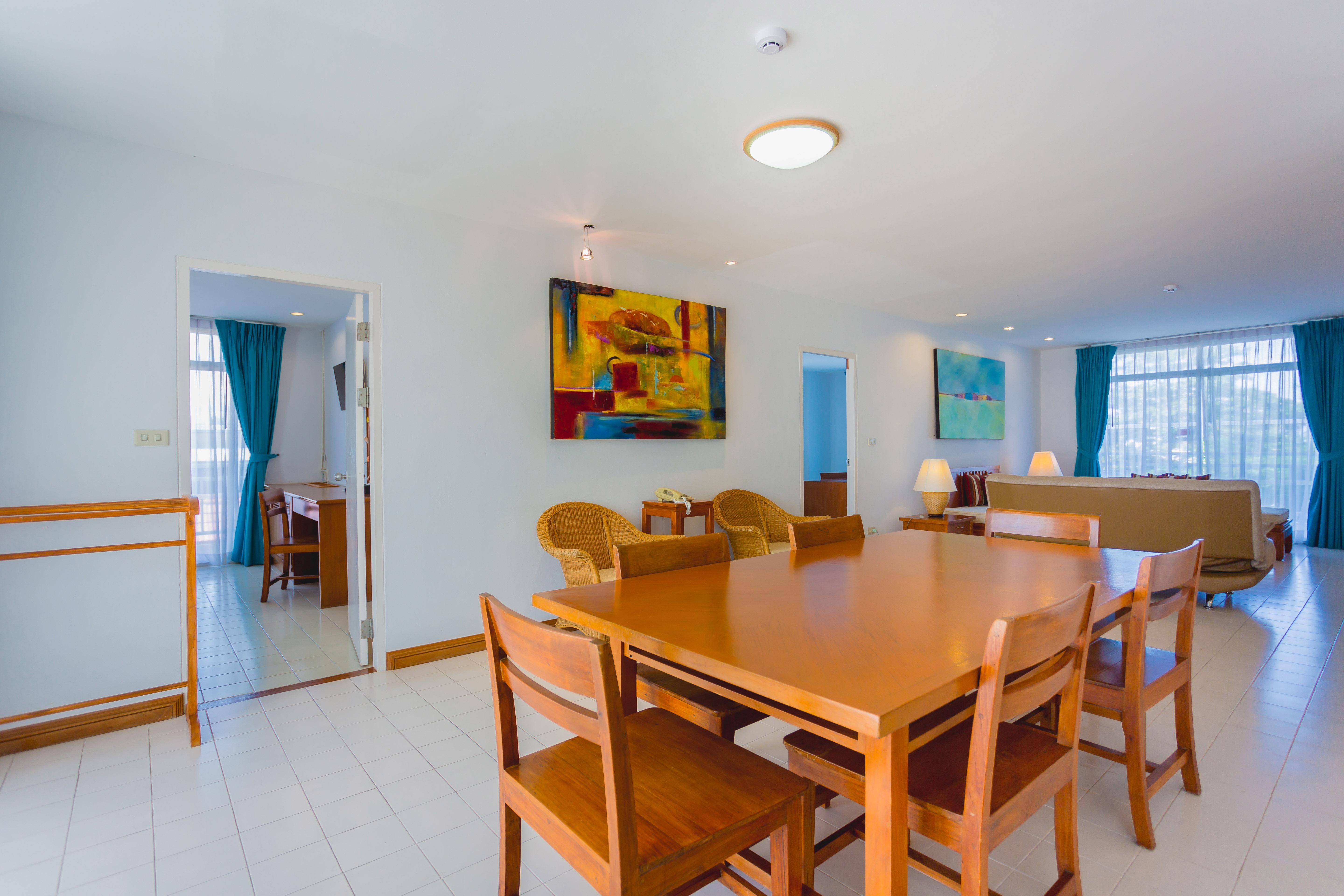 Waterfront Suites Phuket By Centara Karon Exterior foto