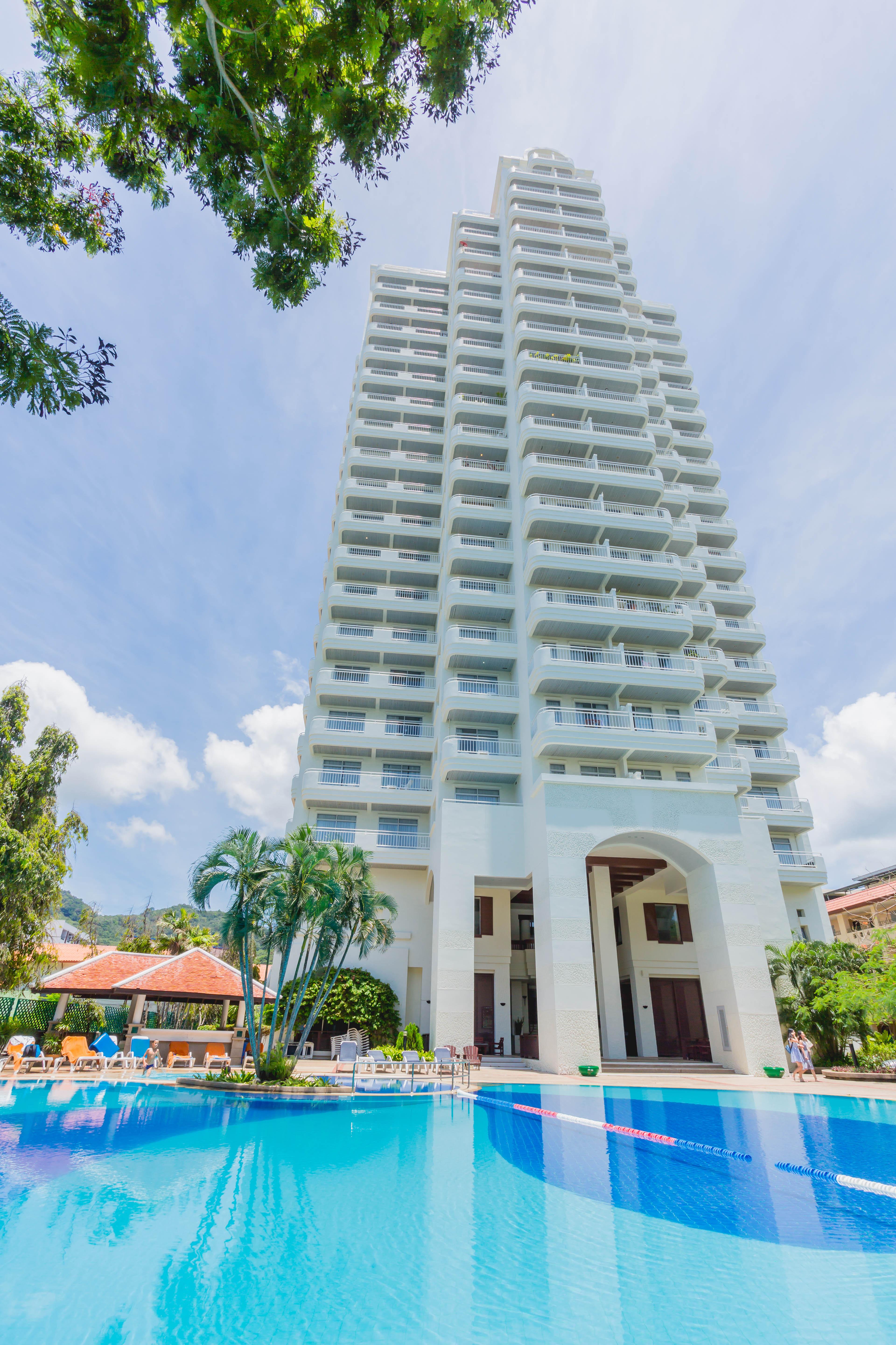 Waterfront Suites Phuket By Centara Karon Exterior foto