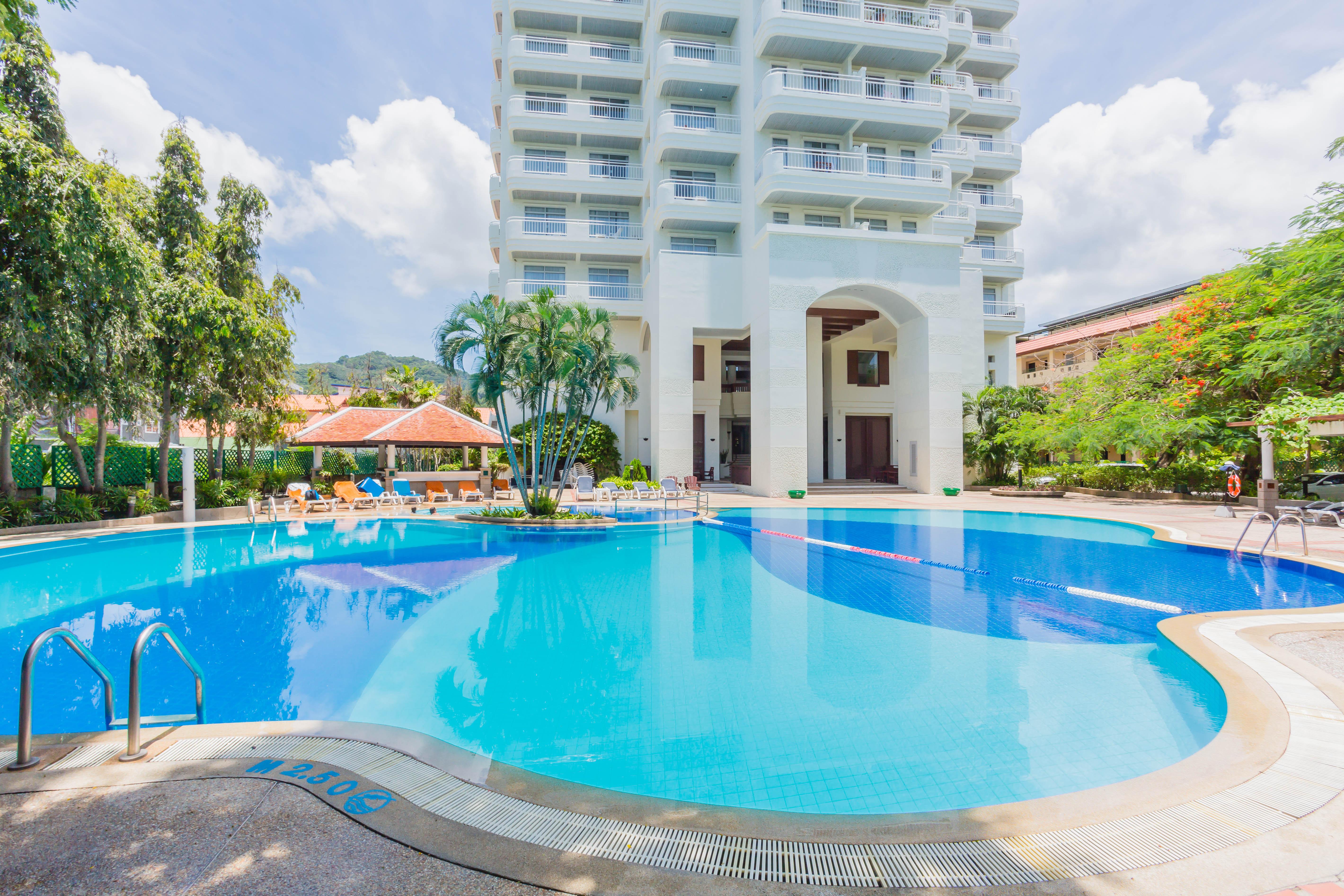 Waterfront Suites Phuket By Centara Karon Exterior foto
